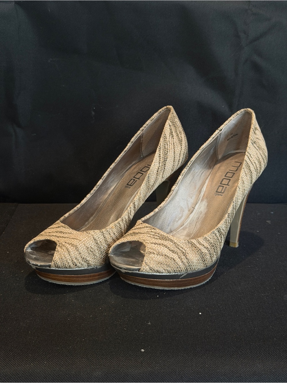 Moda Spana Beige Knit Peep-Toe Platform Heels